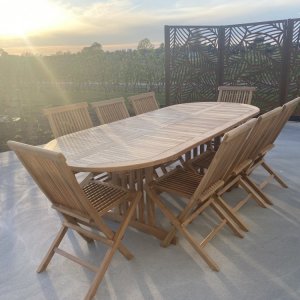 Saltö - Ovalt matbord i teak - Bordet är förlängningsbart 180/240 cm + Rengöringsspray för utemöbler